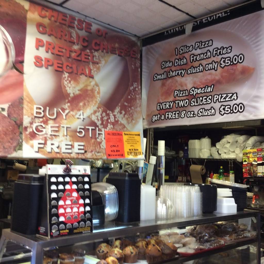 Mendels Pizza | restaurant | 4923 18th Ave, Brooklyn, NY 11204, USA | 7184388542 OR +1 718-438-8542