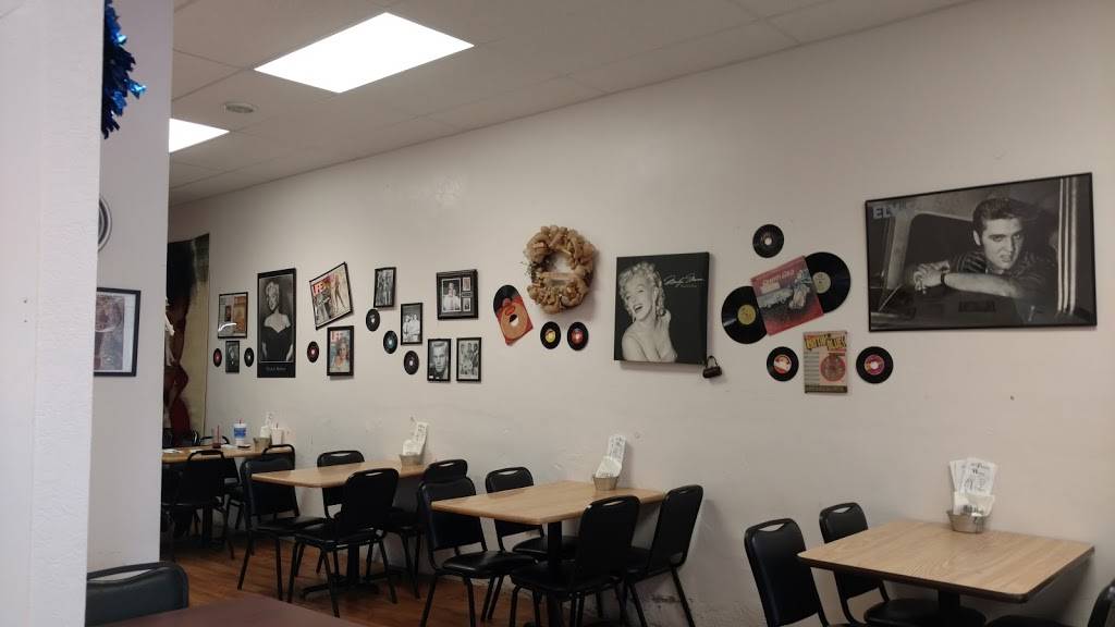 The Potato House | restaurant | 204 Connally St, Sulphur Springs, TX 75482, USA | 9032437225 OR +1 903-243-7225