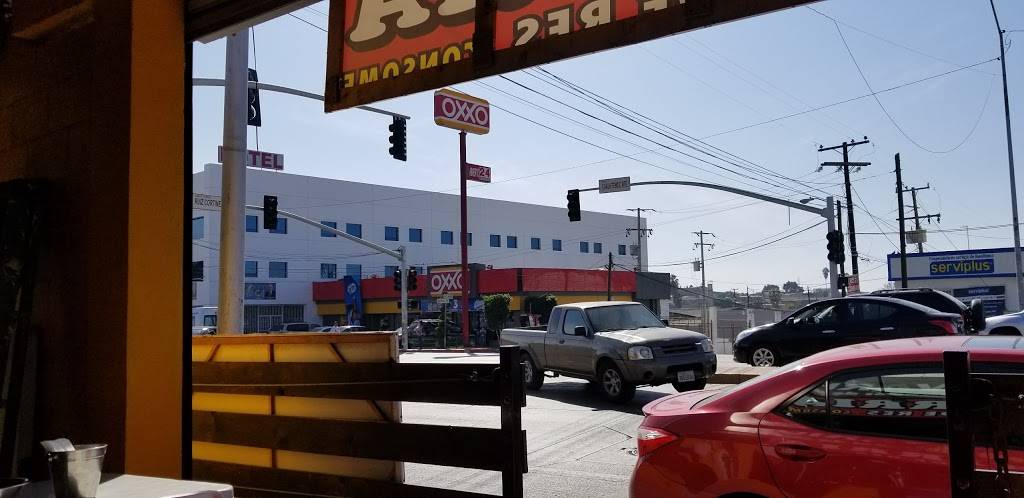 TACOS EL PUEBLITA | restaurant | Blvd. Cuauhtémoc Nte. 12726, Aeropuerto, 22404 Tijuana, B.C., Mexico | 016646325971 OR +52 664 632 5971