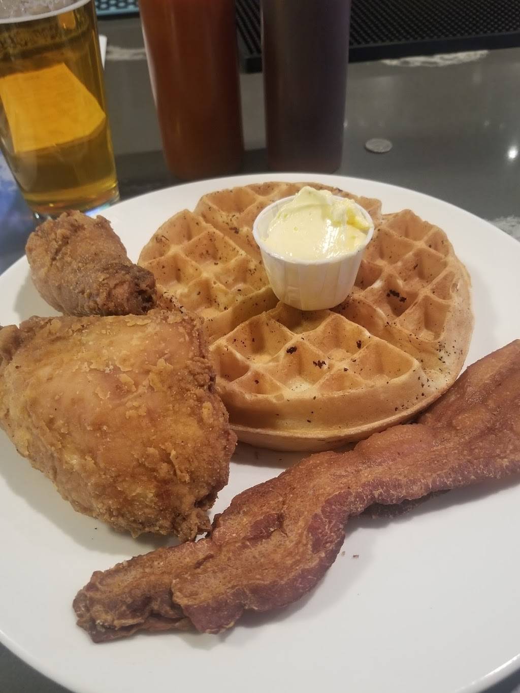 Hour Glass Pub & Eatery | restaurant | 7401 NE Glisan St, Portland, OR 97213, USA | 5032541981 OR +1 503-254-1981