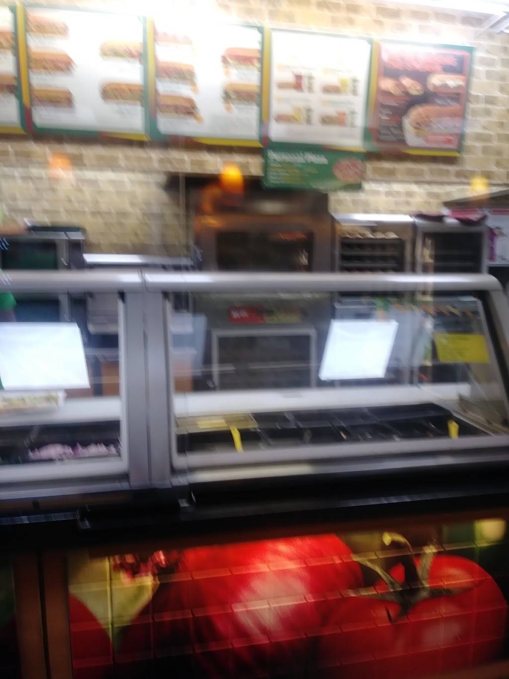 Subway Restaurants | restaurant | 5619 W Division St, Chicago, IL 60651, USA | 7732610240 OR +1 773-261-0240
