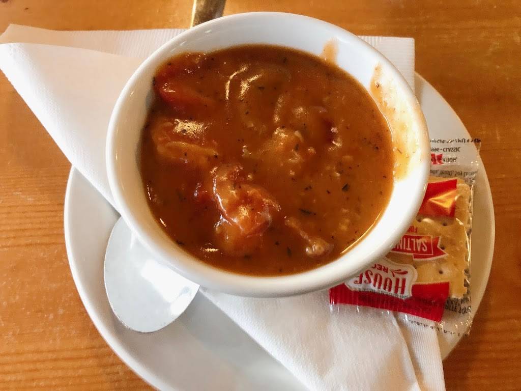 Beach & Station Street Grill | restaurant | 235 Beach Ave, Port Aransas, TX 78373, USA | 3617492303 OR +1 361-749-2303