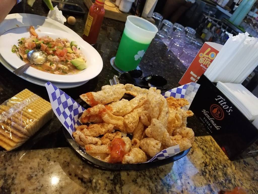 Chulas Sports Cantina | night club | 10516 Katy Fwy, Houston, TX 77043, USA | 7134656544 OR +1 713-465-6544