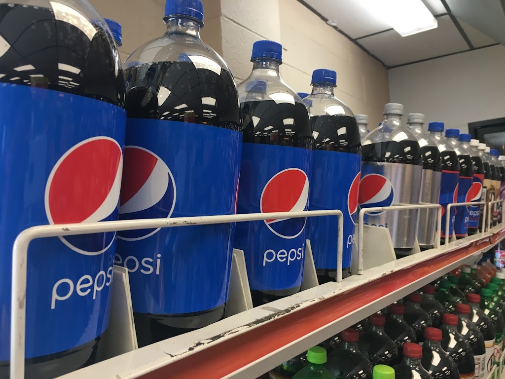 Luckies Market Marley | restaurant | 7713 Baltimore Annapolis Blvd, Glen Burnie, MD 21060, USA | 4105907713 OR +1 410-590-7713