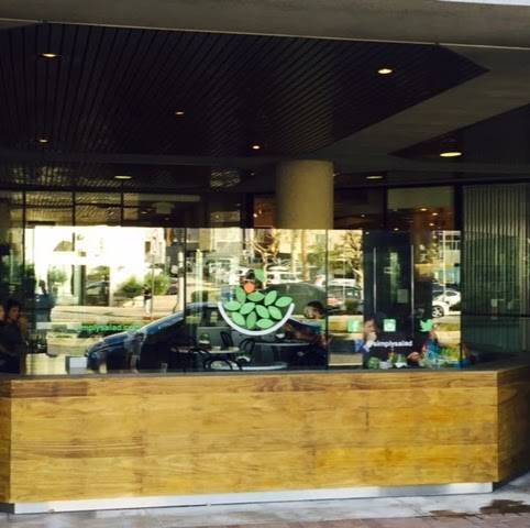 Simply Salad | restaurant | 11726 San Vicente Blvd #150, Los Angeles, CA 90049, USA | 4248327229 OR +1 424-832-7229