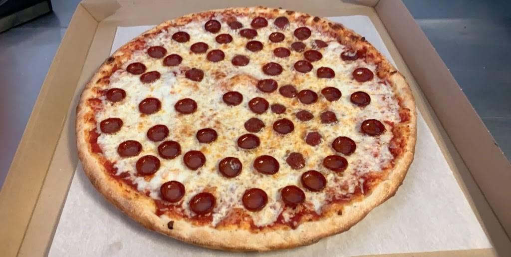 Benito’s pizza | meal delivery | 4410 Lake Ave, Rochester, NY 14612, USA | 5856639242 OR +1 585-663-9242