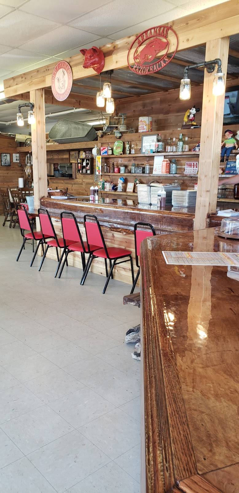 Pig n Pepper BBQ | restaurant | 214 US-64, Alma, AR 72921, USA | 4796322748 OR +1 479-632-2748