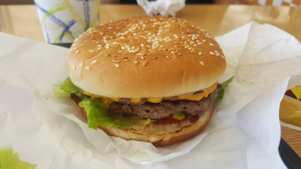 Dairy Belle Freeze | restaurant | 2285 Tennyson Rd, Hayward, CA 94545, USA | 5107831393 OR +1 510-783-1393