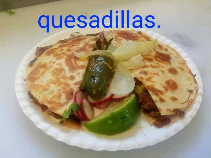 Tacos Expressz Chena | restaurant | 1640 E University Ave, Des Moines, IA 50316, USA | 5157780378 OR +1 515-778-0378