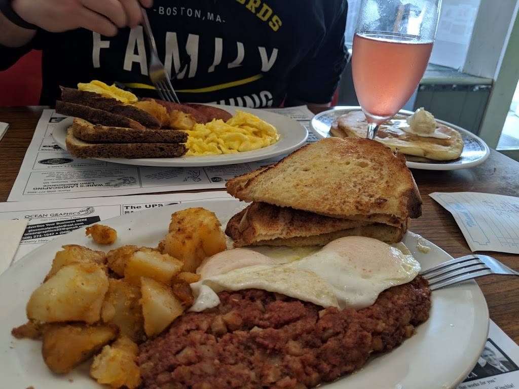 Country Fare Restaurant | restaurant | 319 Main St, Falmouth, MA 02540, USA | 5085489020 OR +1 508-548-9020