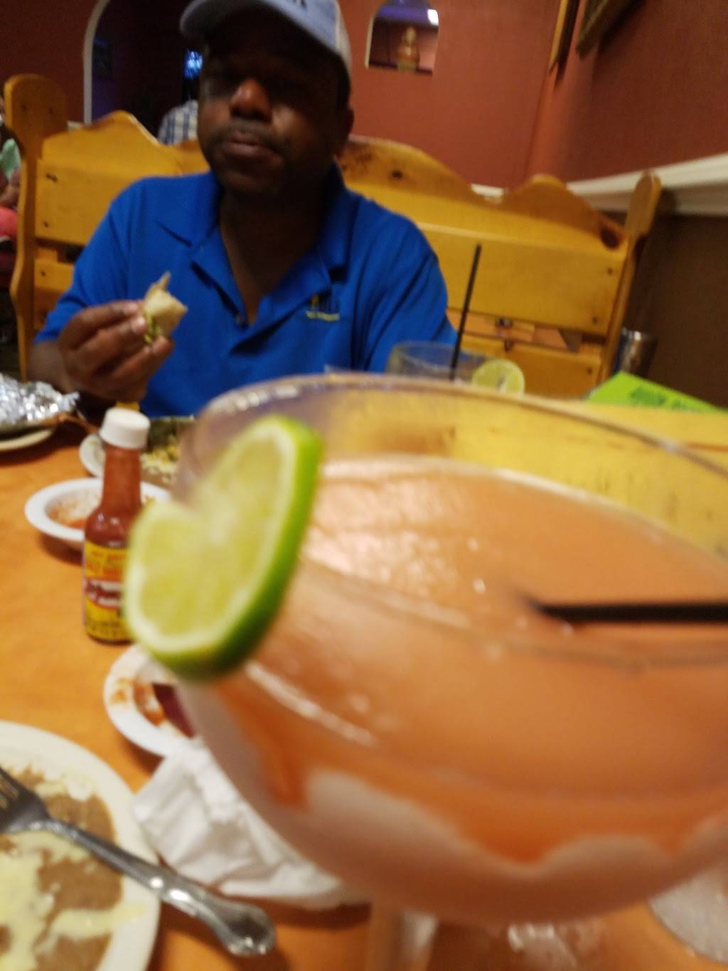 El Mexicano | restaurant | 1102 E Admiral Doyle Dr #17, New Iberia, LA 70560, USA | 3373657272 OR +1 337-365-7272