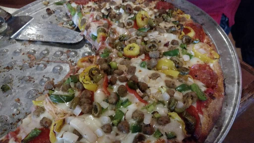 Freds Pizza Express | restaurant | 1920 11th St, Portsmouth, OH 45662, USA | 7403531218 OR +1 740-353-1218