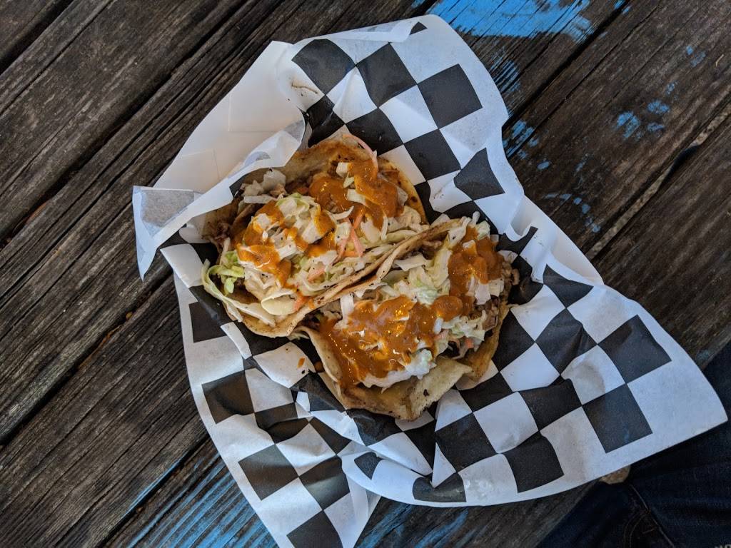 Willies Joint BAR and BBQ | restaurant | 824 Main St, Buda, TX 78610, USA | 5122950483 OR +1 512-295-0483