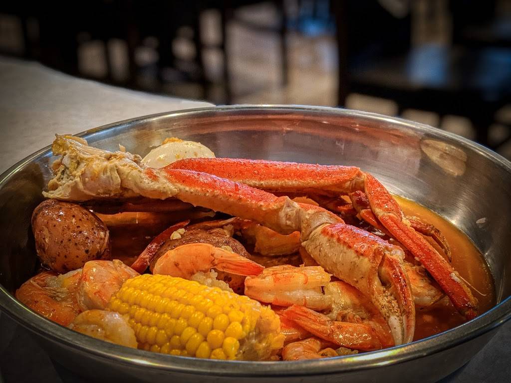 The krab hut | restaurant | 5100 S Cleveland Ave #401, Fort Myers, FL 33907, USA | 2392705769 OR +1 239-270-5769