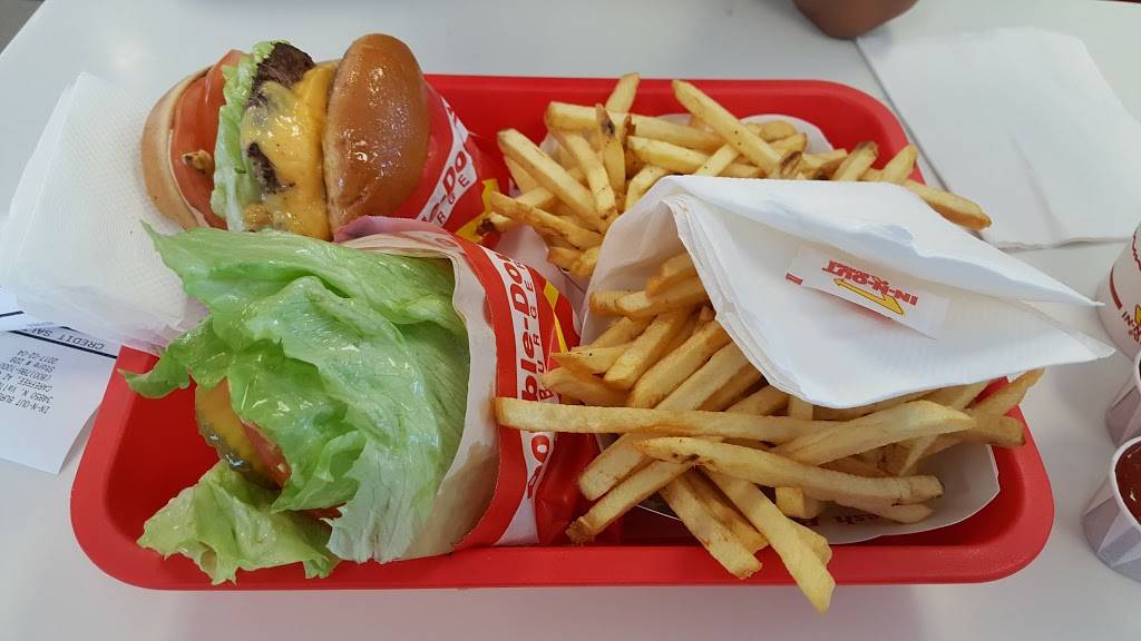 In-N-Out Burger | restaurant | 34850 N North Valley Pkwy, Phoenix, AZ 85086, USA | 8007861000 OR +1 800-786-1000