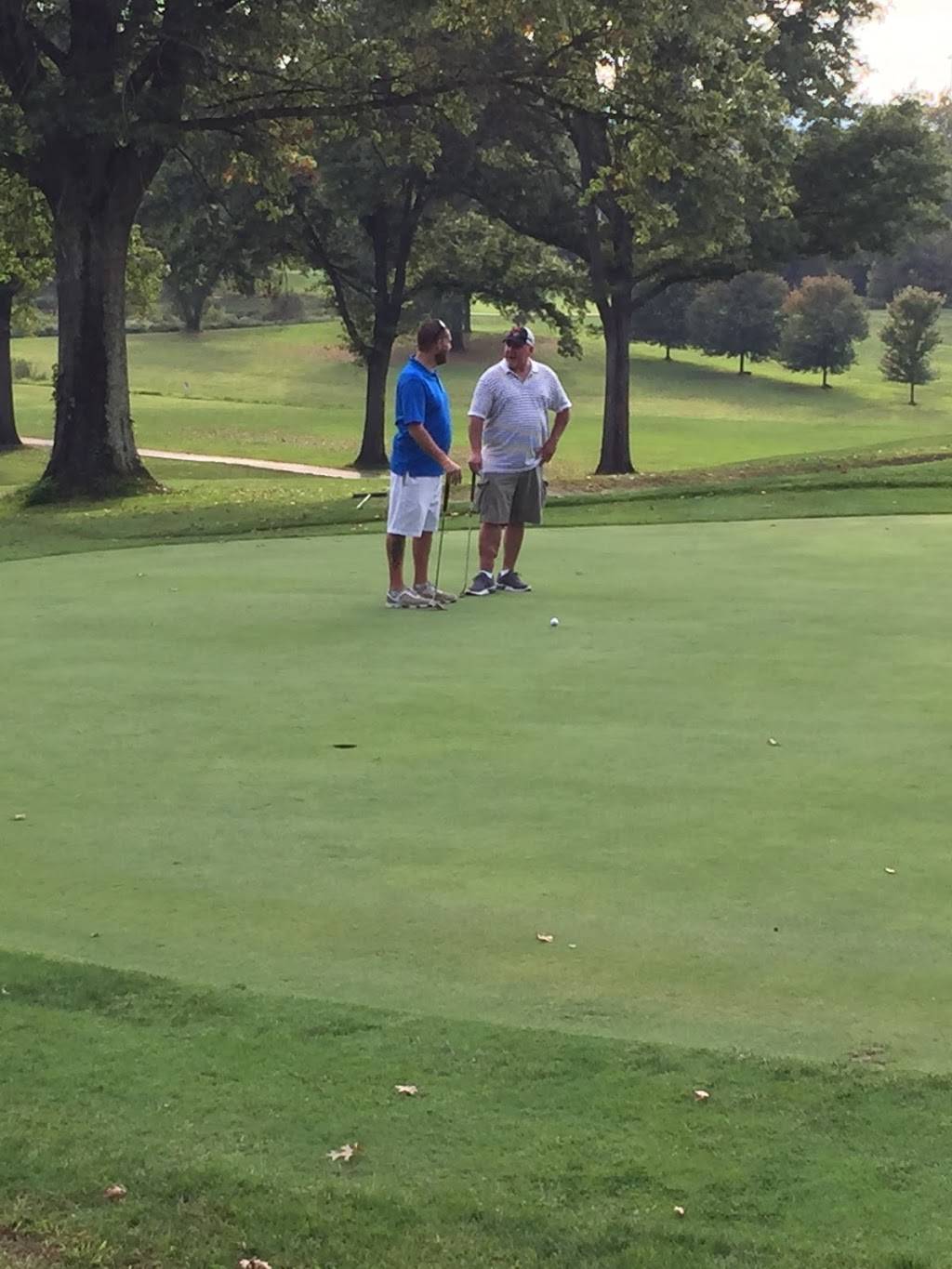 Marietta Country Club Inc | restaurant | 705 Pike St, Marietta, OH 45750, USA | 7403737722 OR +1 740-373-7722