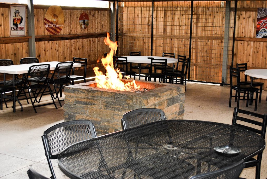 Jax Sports Grille | restaurant | 1907 E Mary St, Garden City, KS 67846, USA | 6202729200 OR +1 620-272-9200