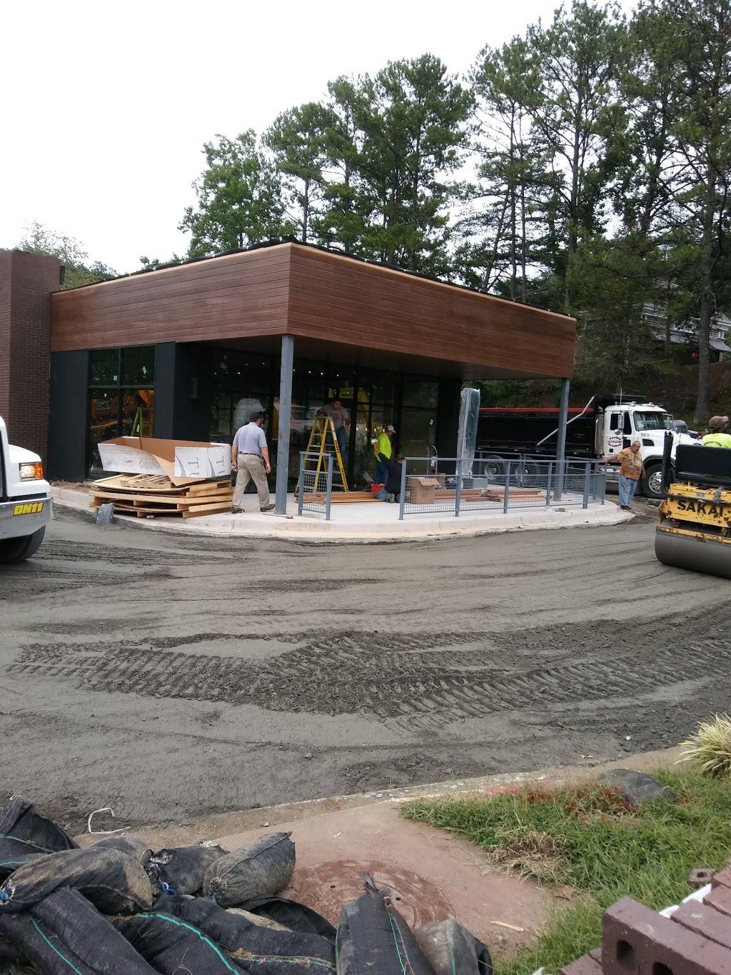 Starbucks | cafe | 6350 Powers Ferry Rd NW, Atlanta, GA 30327, USA | 4704453899 OR +1 470-445-3899