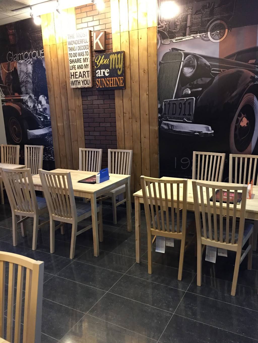 Momo Tea | restaurant | 10065 Bayview Ave #9, Richmond Hill, ON L4C 0W5, Canada | 9058833997 OR +1 905-883-3997