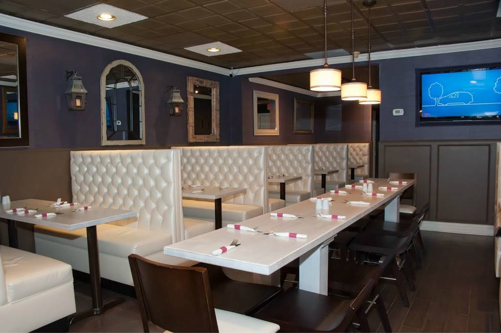 Famous Greek Kitchen | restaurant | 10 N Water St, Greenwich, CT 06830, USA | 2035316887 OR +1 203-531-6887