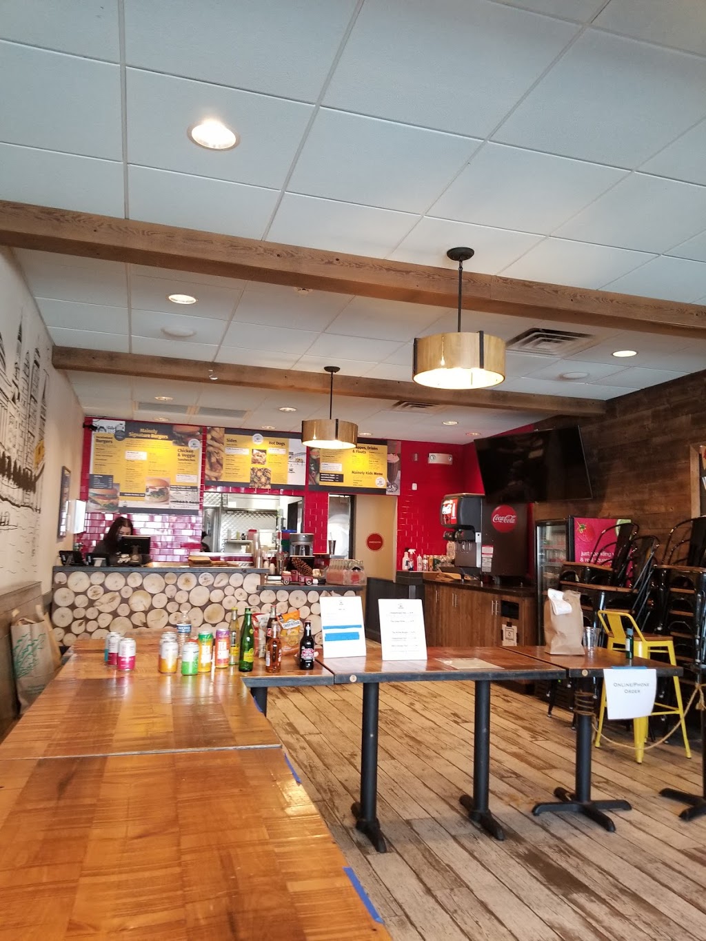 Mainely Burgers | restaurant | 704 Massachusetts Ave, Cambridge, MA 02139, USA | 6179457010 OR +1 617-945-7010