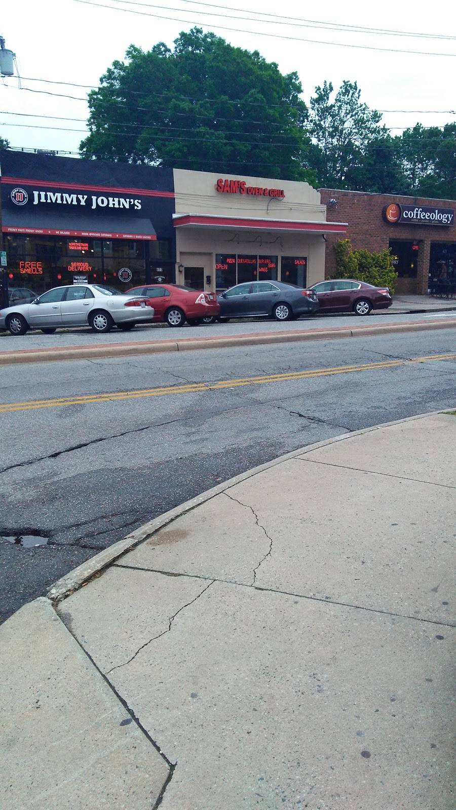 Sams Oven & Grill | restaurant | 413 Tate St, Greensboro, NC 27403, USA | 3363782788 OR +1 336-378-2788