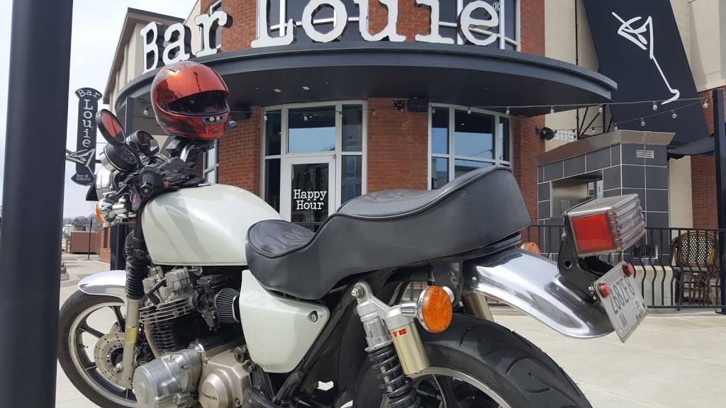 Bar Louie - One Bellevue Place | night club | 8119 Sawyer Brown Rd, Nashville, TN 37221, USA | 6157334400 OR +1 615-733-4400