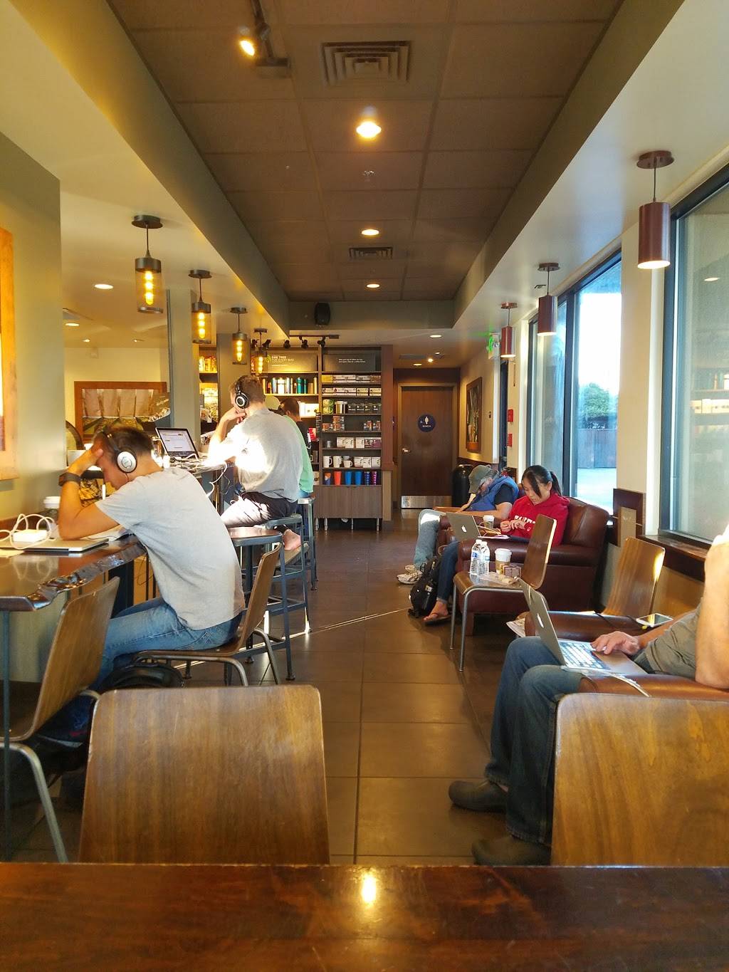Starbucks | cafe | 3885 El Camino Real, Palo Alto, CA 94306, USA | 6508570133 OR +1 650-857-0133