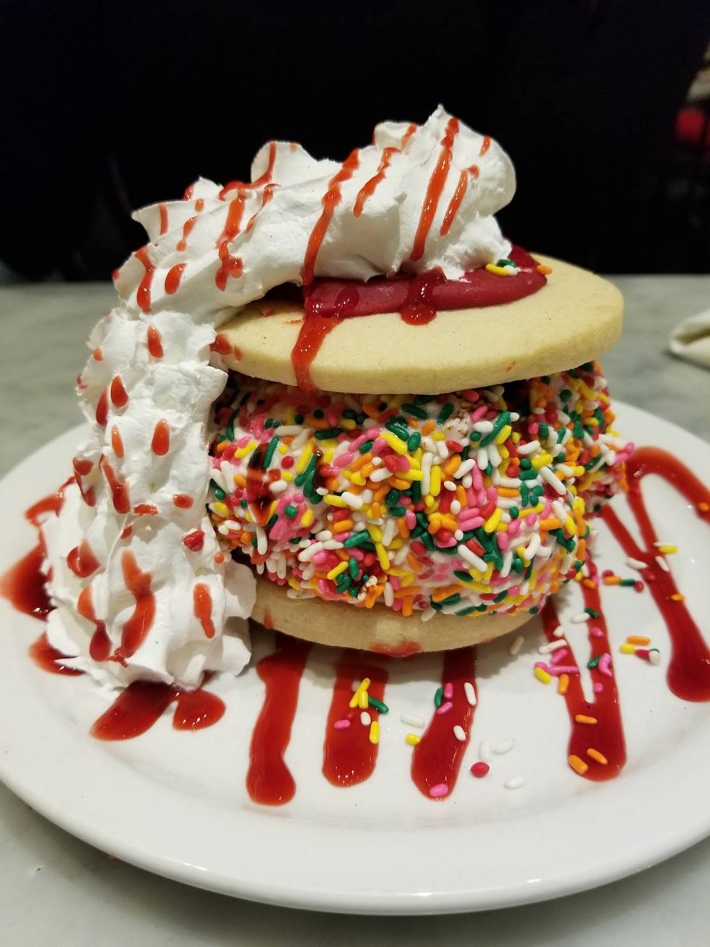 Sugar Factory | restaurant | 8371 International Dr #70, Orlando, FL 32819, USA | 4072707082 OR +1 407-270-7082