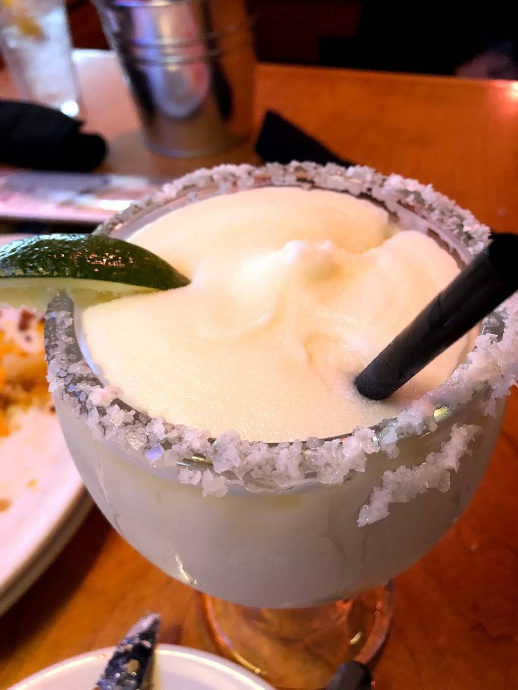 Texas Roadhouse | restaurant | 6095 Commerce Cir, Willoughby, OH 44094, USA | 4408330570 OR +1 440-833-0570