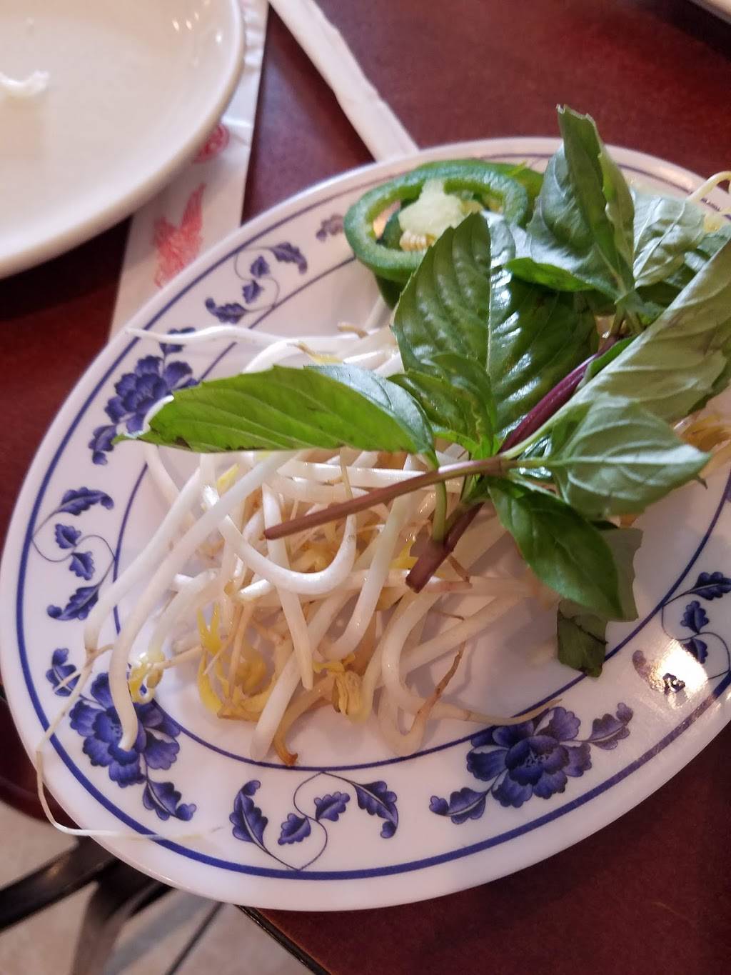 Pho Huong Que | restaurant | 7211 E Independence Blvd, Charlotte, NC 28227, USA | 7045360401 OR +1 704-536-0401
