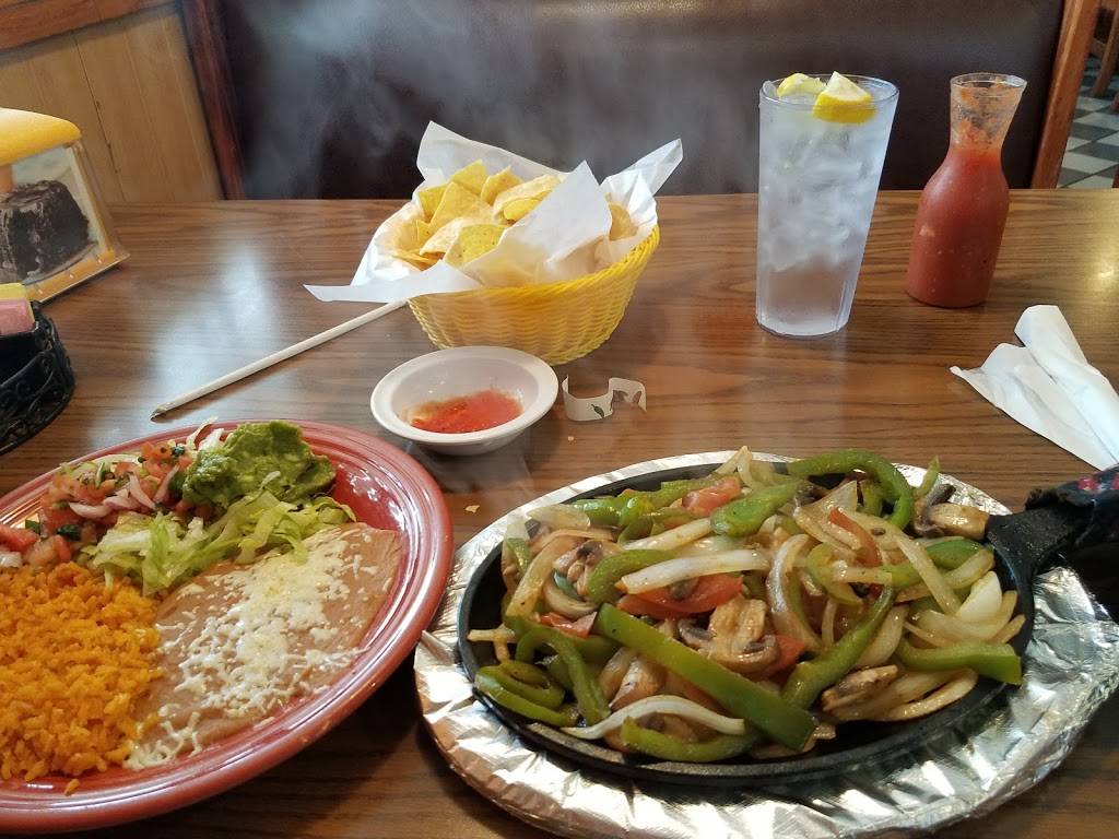 El Rincon Canton | restaurant | 3212 Tuscarawas St W, Canton, OH 44708, USA | 3304539200 OR +1 330-453-9200
