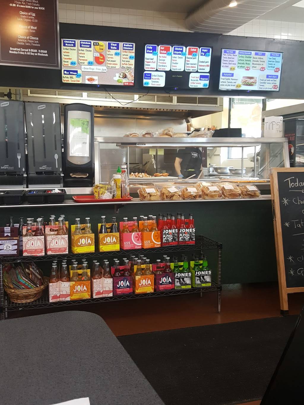 Joes Market & Deli | meal takeaway | 1828 Como Ave SE, Minneapolis, MN 55414, USA | 6123311272 OR +1 612-331-1272