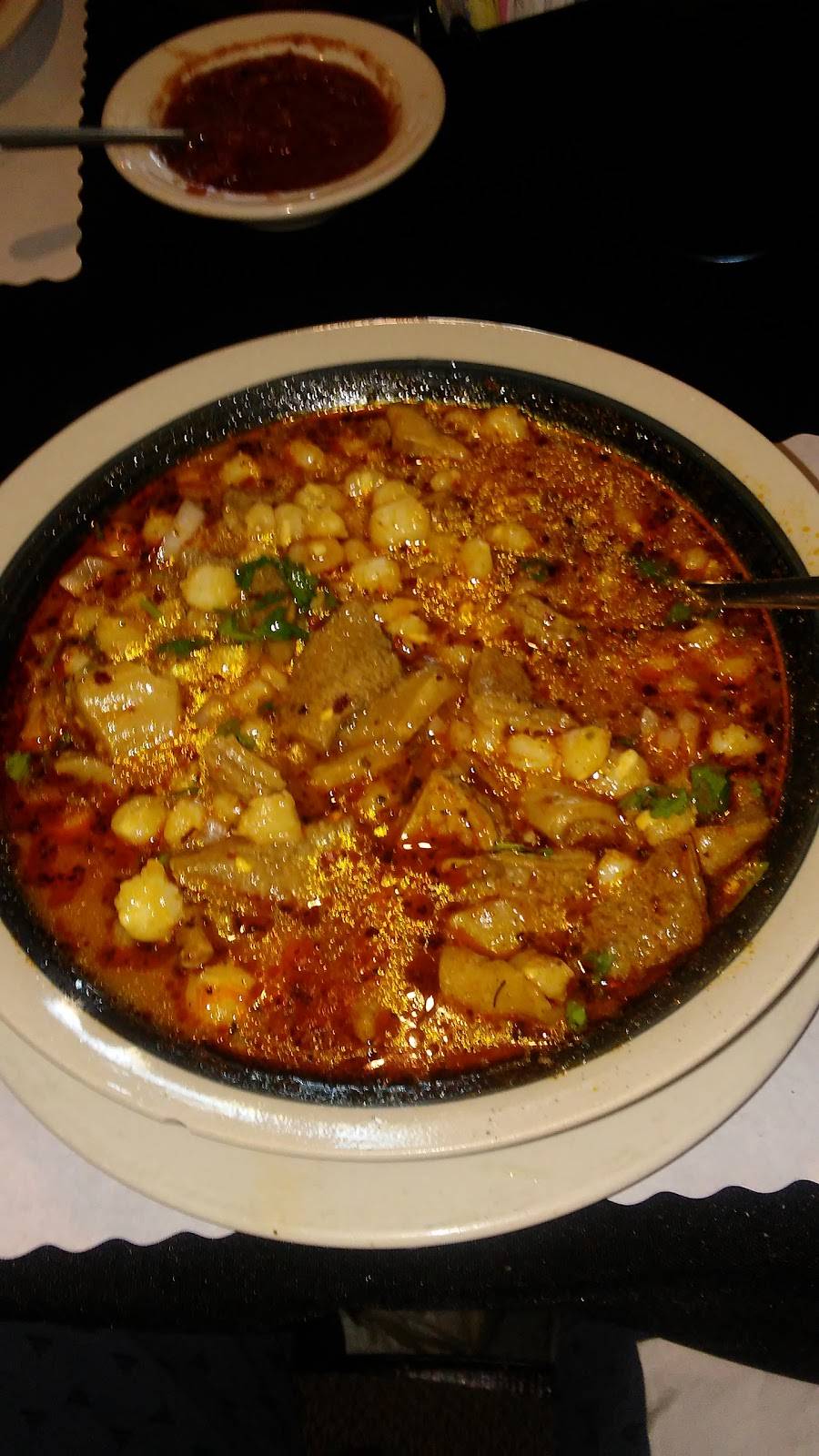 Mikey Vs | cafe | 4132, 209 E Tulare Ave, Tulare, CA 93274, USA | 5596888998 OR +1 559-688-8998