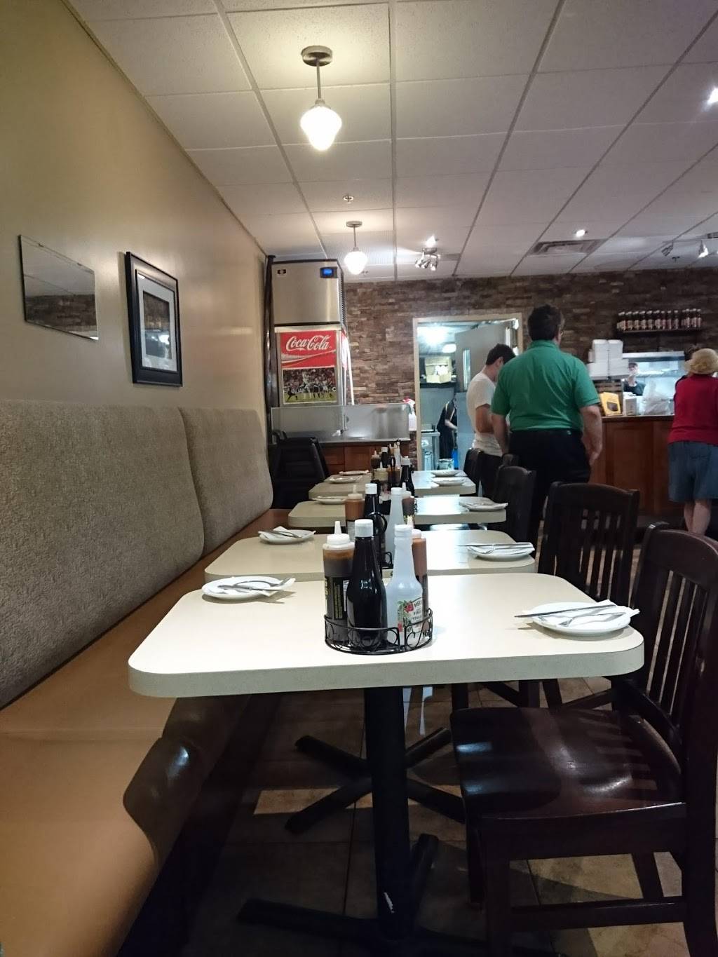 King of the Pigs | restaurant | 301 Oxford St W, London, ON N6H 1S6, Canada | 5192048978 OR +1 519-204-8978