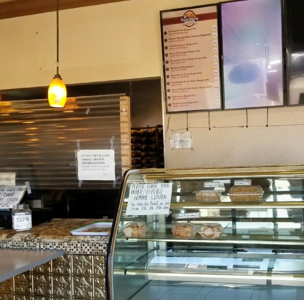Thiên Hương Bakery | restaurant | 1181 Story Rd, San Jose, CA 95122, USA | 4082898188 OR +1 408-289-8188