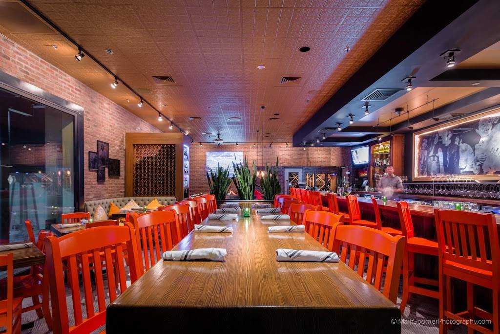 La Bocca Wine Bar & Urban Kitchen | restaurant | 5415 E High St #127, Phoenix, AZ 85054, USA | 4808401799 OR +1 480-840-1799