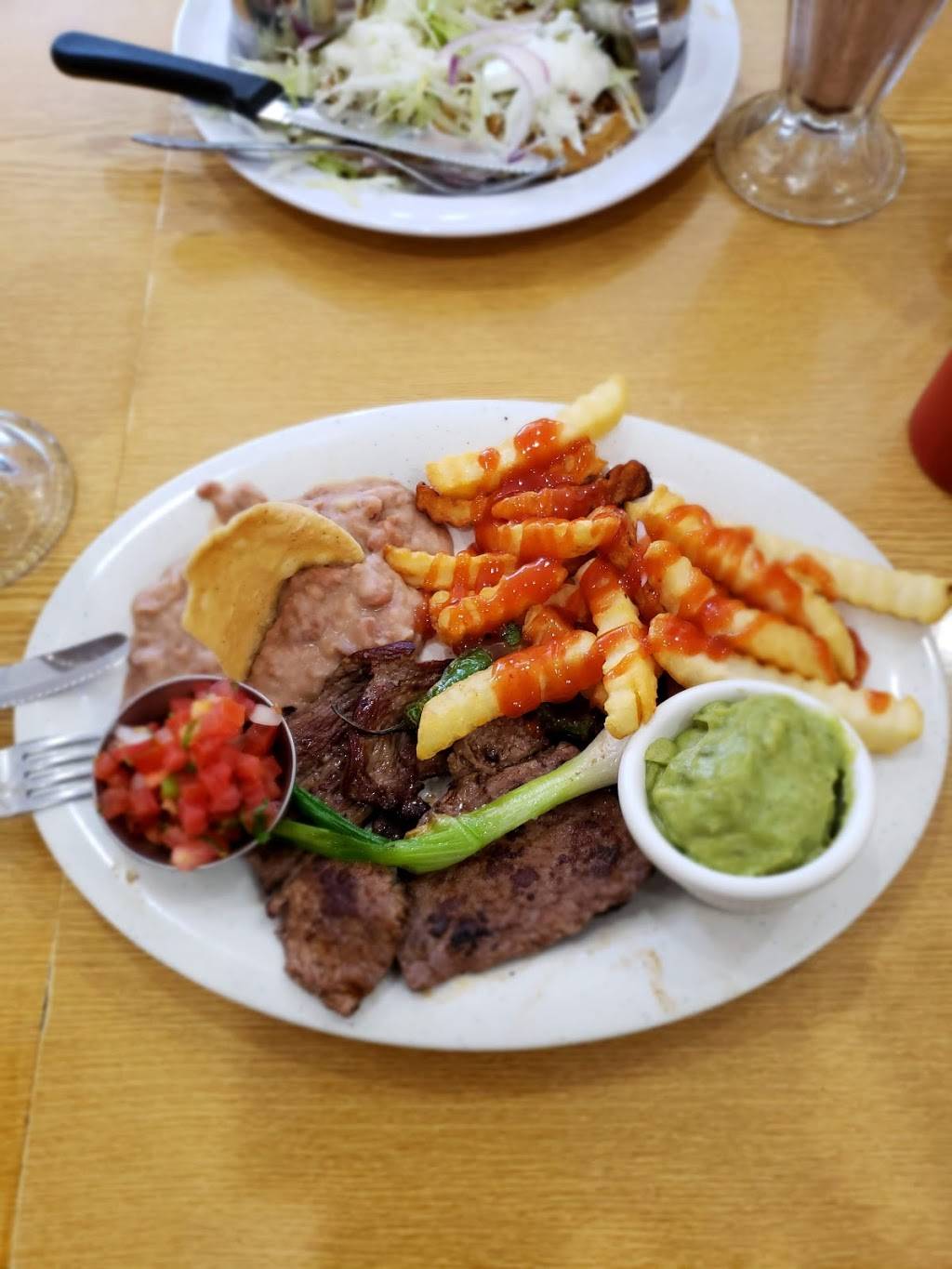 EL PANKEKI | restaurant | Felipe, Carrillo Puerto y o Tercera 7937, Zona Centro, 22000 Tijuana, B.C., Mexico | 016646852278 OR +52 664 685 2278