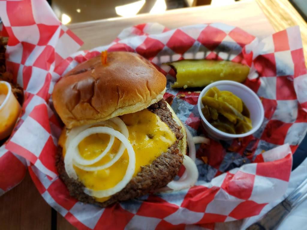 Happy Harbor Restaurant | restaurant | 533 Deale Rd, Deale, MD 20751, USA | 4108670949 OR +1 410-867-0949