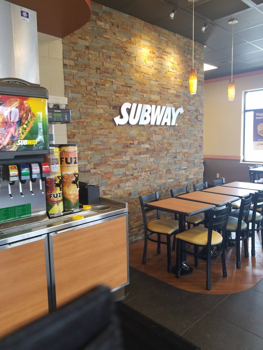Subway | restaurant | 308 S Michigan Ave, Saginaw, MI 48602, USA | 9897970099 OR +1 989-797-0099