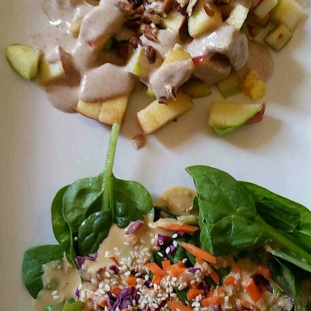 The Vegan Cafe | cafe | 928 S State St, Lockport, IL 60441, USA | 8158384626 OR +1 815-838-4626