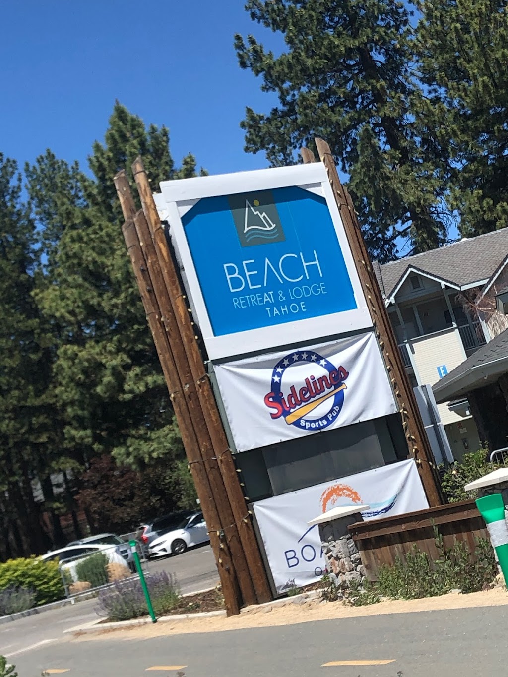 Sidelines Sports Pub | restaurant | 3411 Lake Tahoe Blvd, South Lake Tahoe, CA 96150, USA | 5305454333 OR +1 530-545-4333