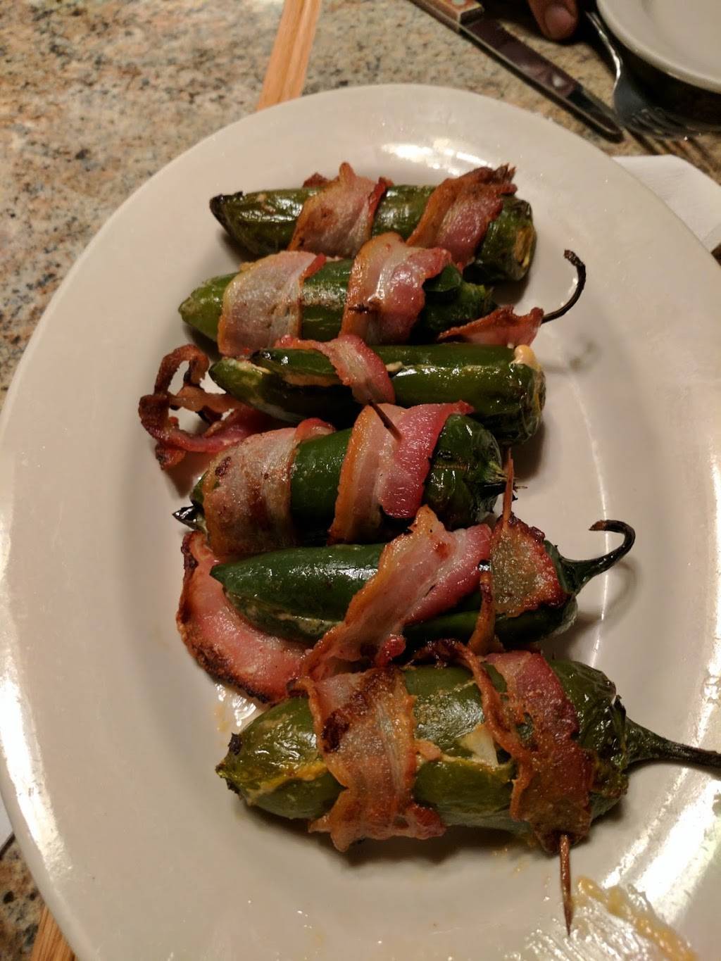 Big T Restaurant | restaurant | 155 N Main St, Lawton, MI 49065, USA | 2696241200 OR +1 269-624-1200