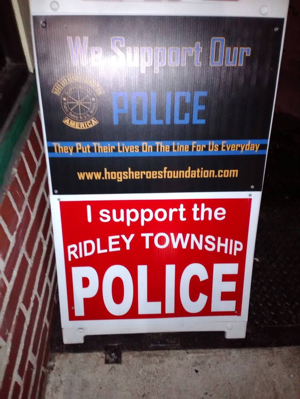 Walts Red Rose Cafe | restaurant | 2222 MacDade Boulevard, Holmes, PA 19043, USA | 6104618110 OR +1 610-461-8110