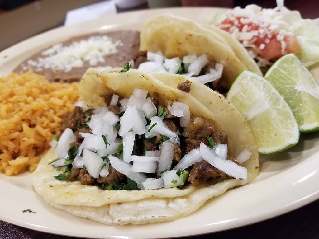 Cucos Burrito Express | restaurant | 374 Northwest Hwy, Cary, IL 60013, USA | 8478294930 OR +1 847-829-4930