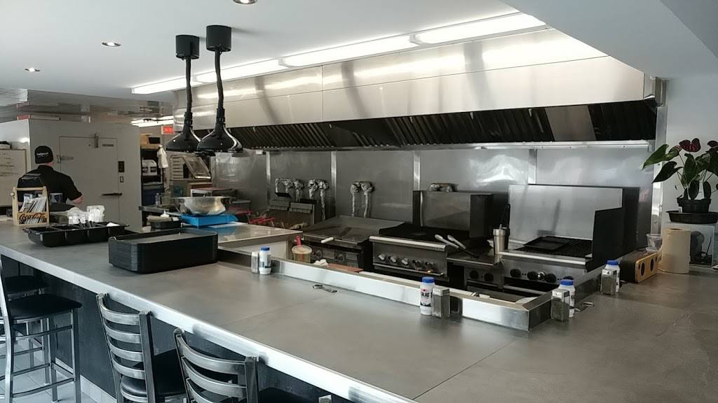 Thomas Pita et Poulet Grillé | restaurant | 2660 Rue Lafontaine, Saint-Hyacinthe, QC J2S 2N4, Canada | 4507783636 OR +1 450-778-3636