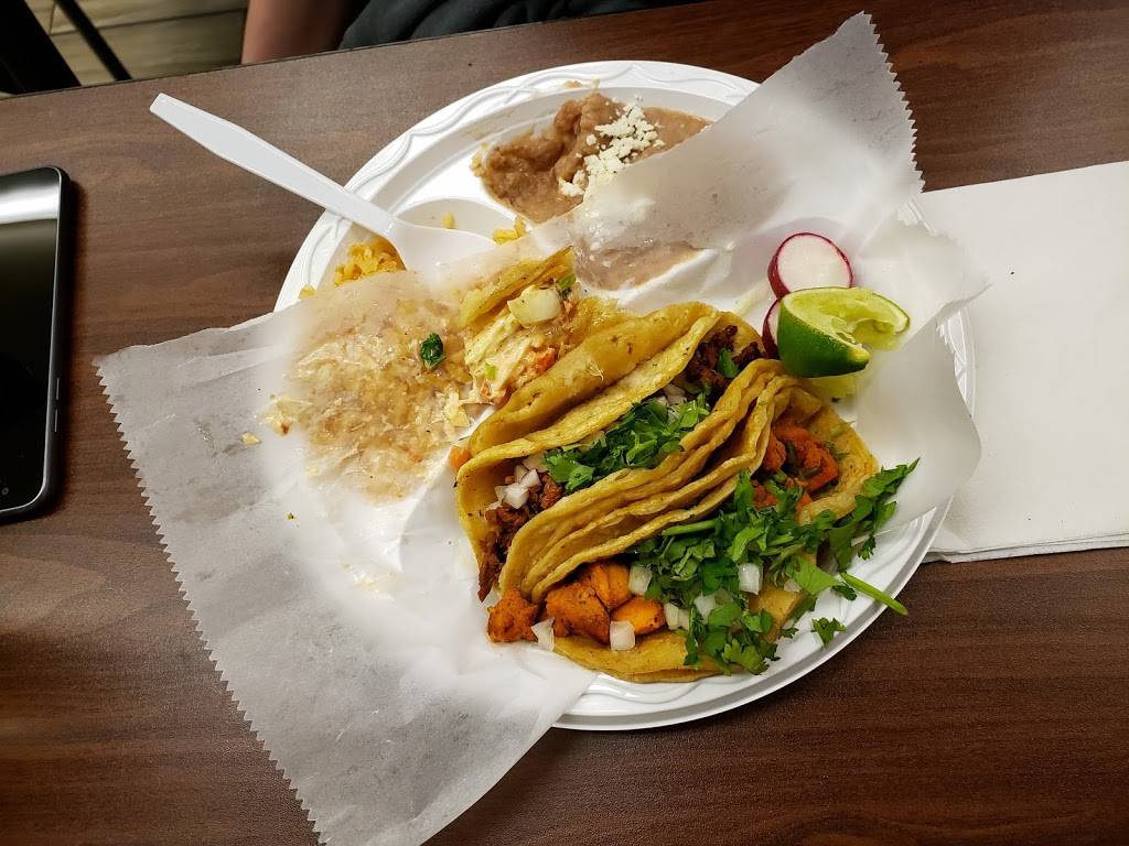 La Tiendita Mexican Market | restaurant | 5975 N Wayne Rd, Westland, MI 48185, USA | 7347224215 OR +1 734-722-4215