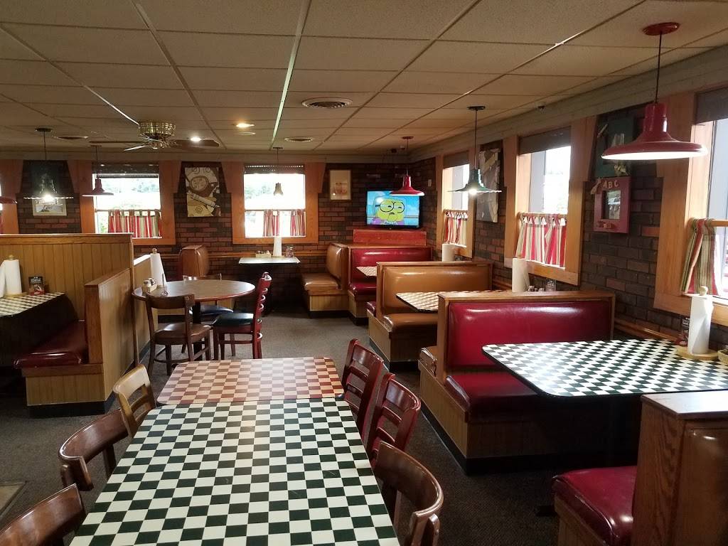 Pizza Hut | meal takeaway | 2142 Jacksboro Pike, LaFollette, TN 37766, USA | 4235625689 OR +1 423-562-5689