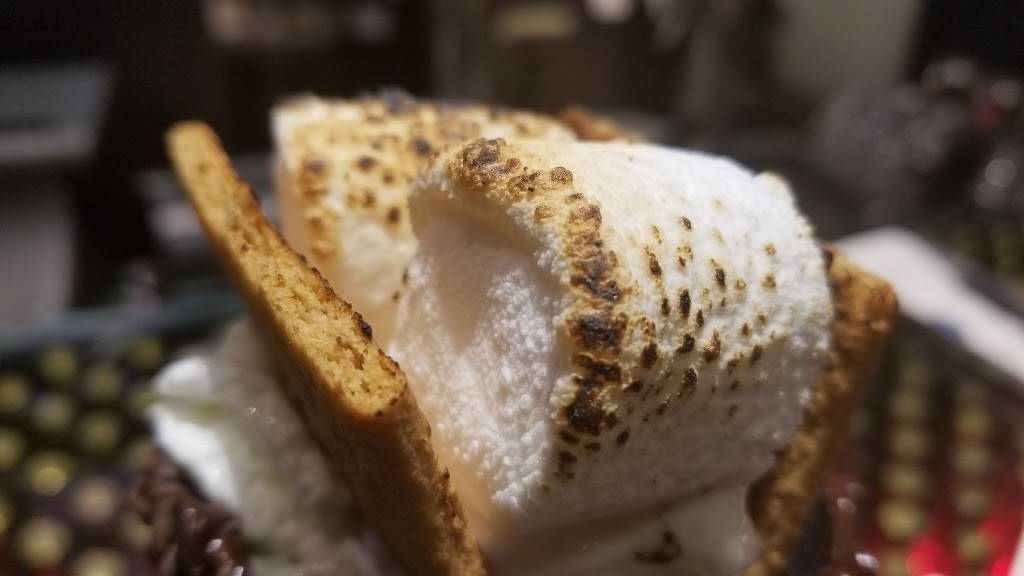 Burger Warfare | restaurant | 1209 Battleground Ave, Greensboro, NC 27408, USA | 3365000654 OR +1 336-500-0654