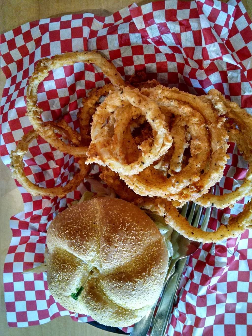 Ginos | restaurant | 7598 Ritchie Hwy, Glen Burnie, MD 21061, USA | 4107684730 OR +1 410-768-4730